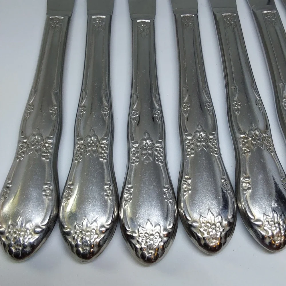 Wm A Rogers Oneida‎ Fenway Daydream Stainless Flatware Lot of 7 Butter Spreader